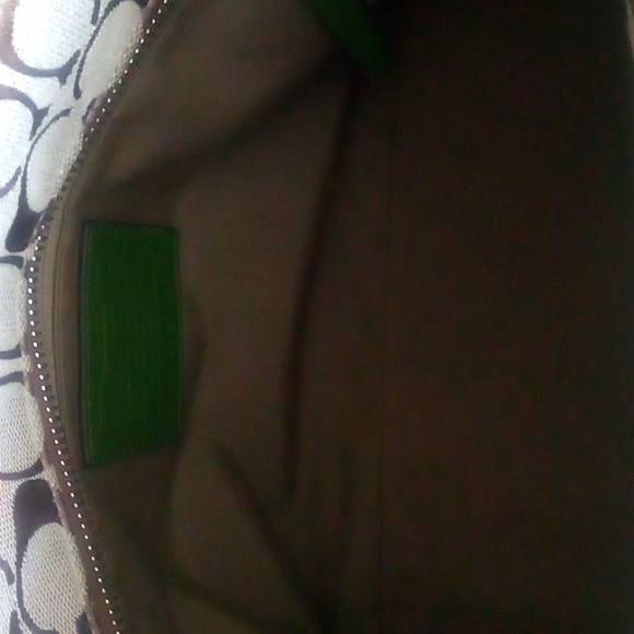 Coach - Picture 5 of 6